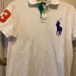 Polo shirt with big logo